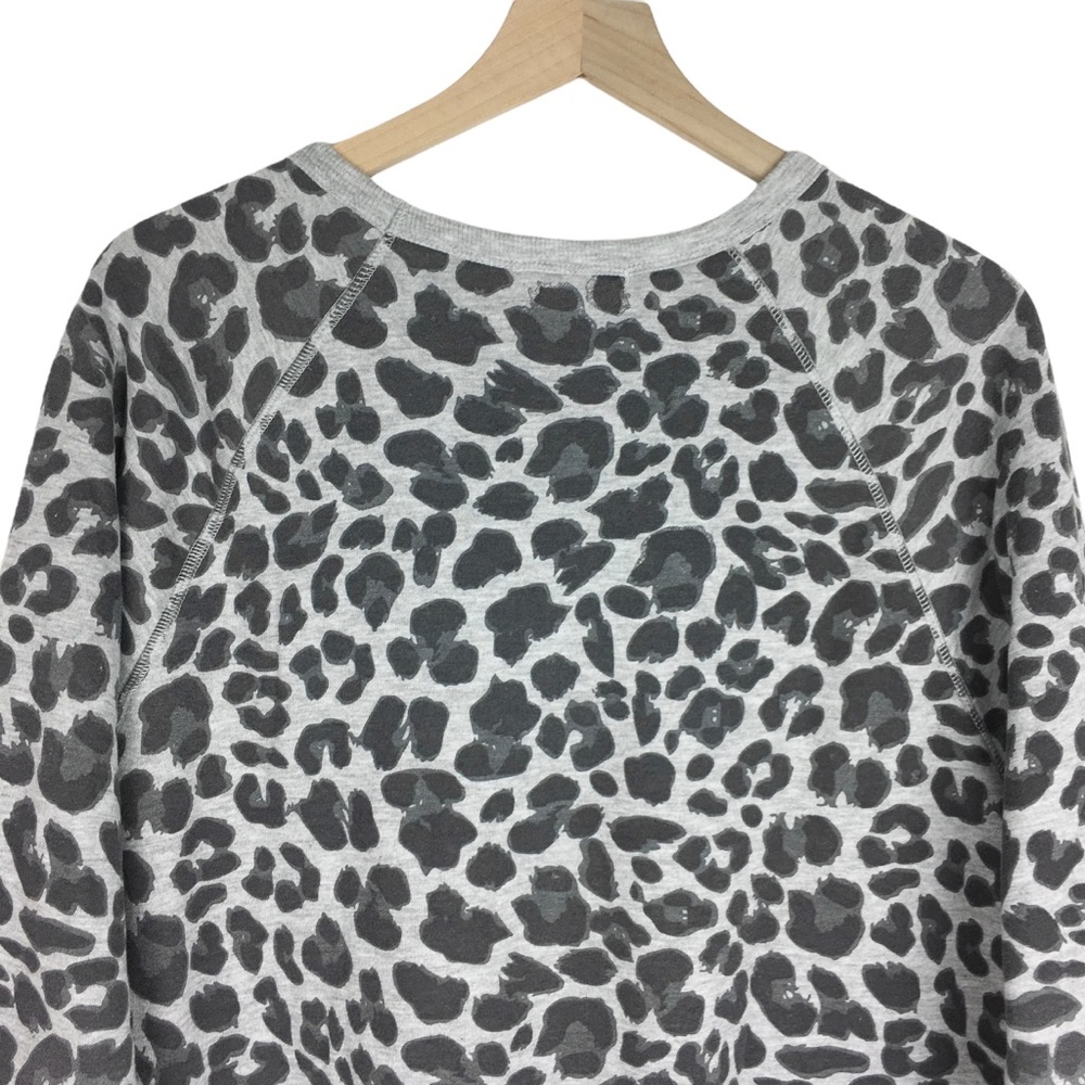 GRAYSON THREADS Sweatshirt Pullover Leopard Animal Print Loungewear Size Small - Picture 4 of 9